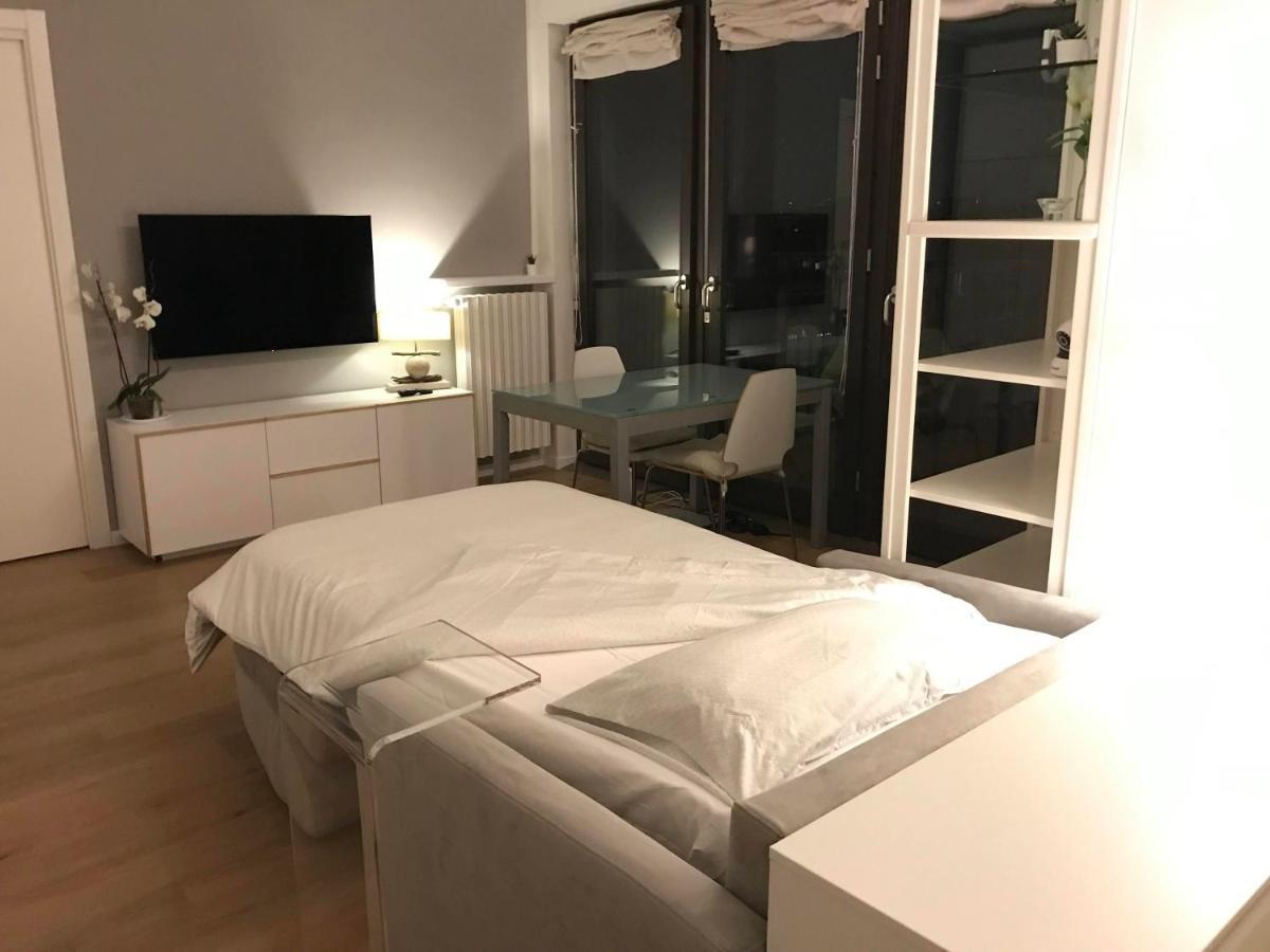 Fiera Milanocity View With Terrace Next To Shopping Mall Apartamento Exterior foto
